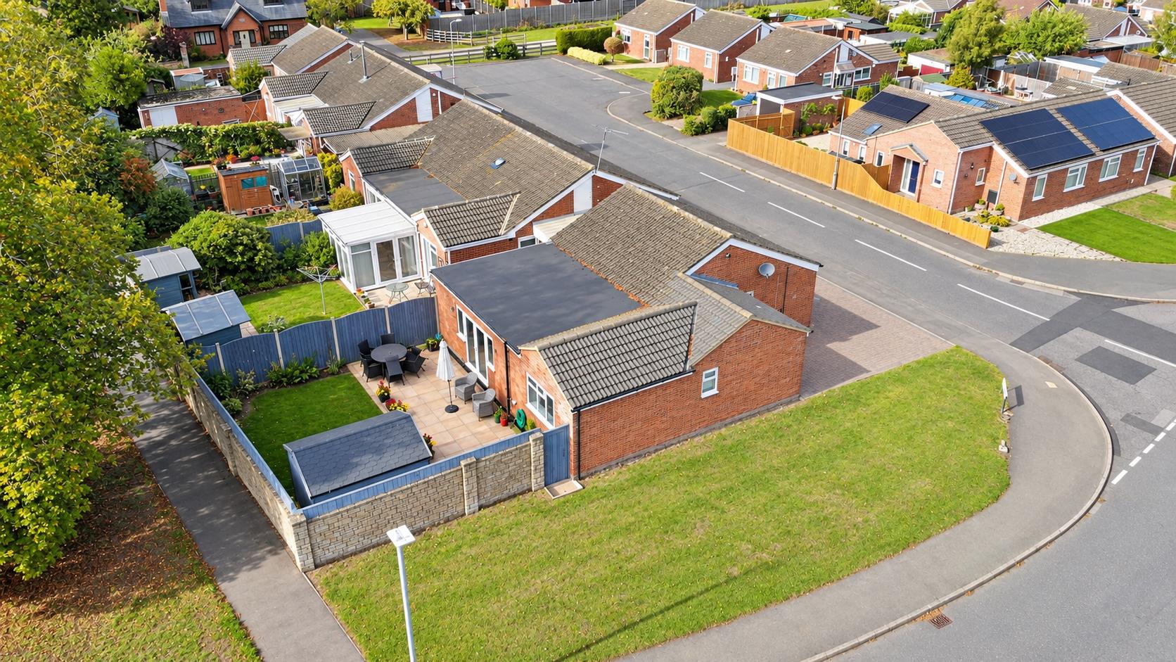 4 bed property in Watts Close, Milton Keynes